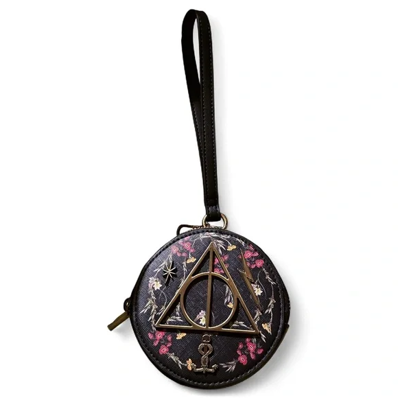 NEW Boxlunch⚡️HP Clutch - Picture 5 of 9